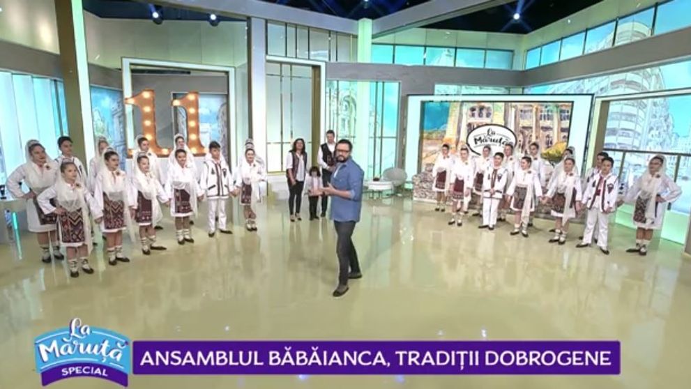 Dansatorii care au câștigat duelul mini-ansamblurilor au revenit 