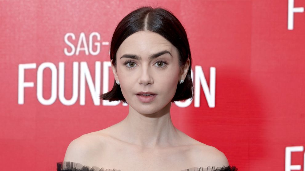 Actrița Lily Collins, moment incredibil: inelul de logodnă care i-a fost furat acum trei ani i-a fost returnat: „Sunt fără cuvinte”