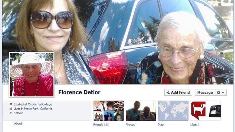 O bunicuta de 101 ani, cel mai in varsta utilizator de Facebook. Afla ce posteaza si cati prieteni virtuali are: FOTO