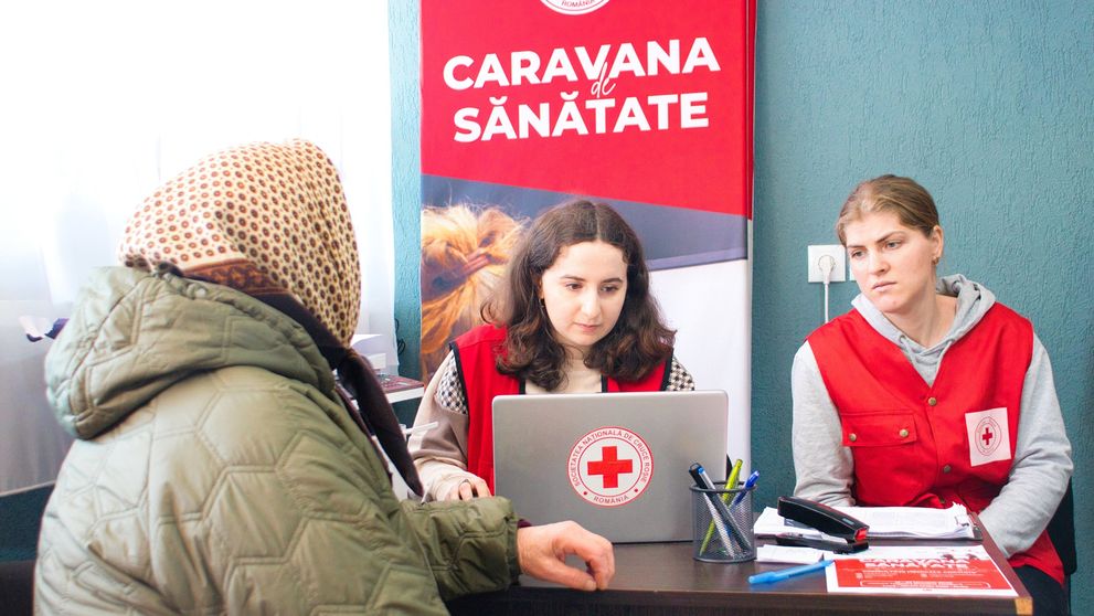 Caravana de Sănătate a Crucii Roșii Române face bine și în Republica Moldova: 444 de persoane vulnerabile consultate gratuit în raioanele Fălești și Ungheni