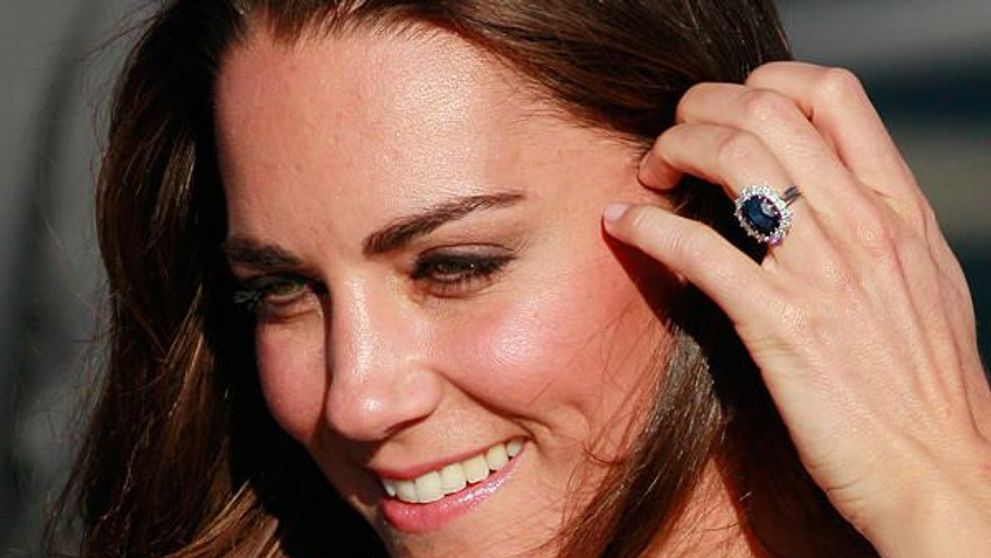 Poze cu ducesa Kate in costum de baie si insarcinata, publicate intr-o revista italiana
