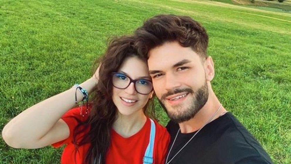 Edward Sanda și Cleopatra Stratan, dublă sărbătoare de Paște: Vor petrece și în Republica Moldova, și în România