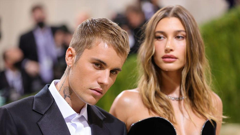 Hailey Bieber, apariție provocatoare în costum de baie! Cât de sexy este soția lui Justin Bieber