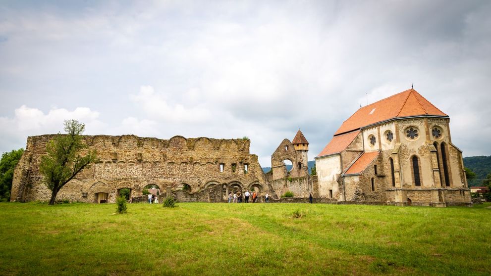 Țara Făgărașului, destinația turistică a anului. Ce spun bloggerii români care au vizitat-o în 2020