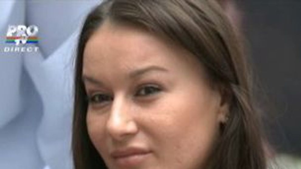 Raluca Sandu: 