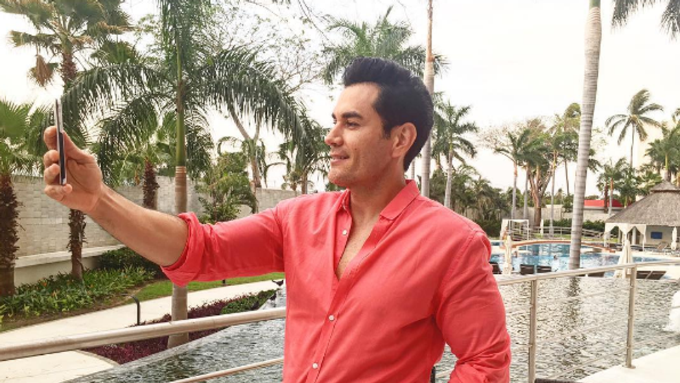 El este unul dintre cei mai sexy actori. Cum arata femeia care l-a cucerit definitiv pe David Zepeda