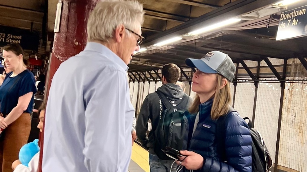 Un superactor de la Hollywood, cu o avere de 300 milioane de dolari, surprins în stație la metro. ”Au trecut ani de când nu am mai folosit transportul în comun”