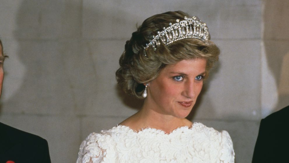 Prințesa Diana devenise „vrăjitoare albă” înainte să moară. Ritualurile șocante pe care le făcea pentru a scăpa de energia negativă din jur
