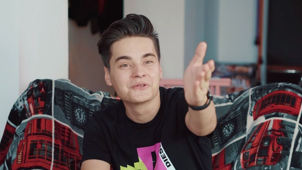 Selly s-a împăcat cu Răzvan și Andra Gogan, după ce a pierdut o provocare. Cum au reacționat fanii lor