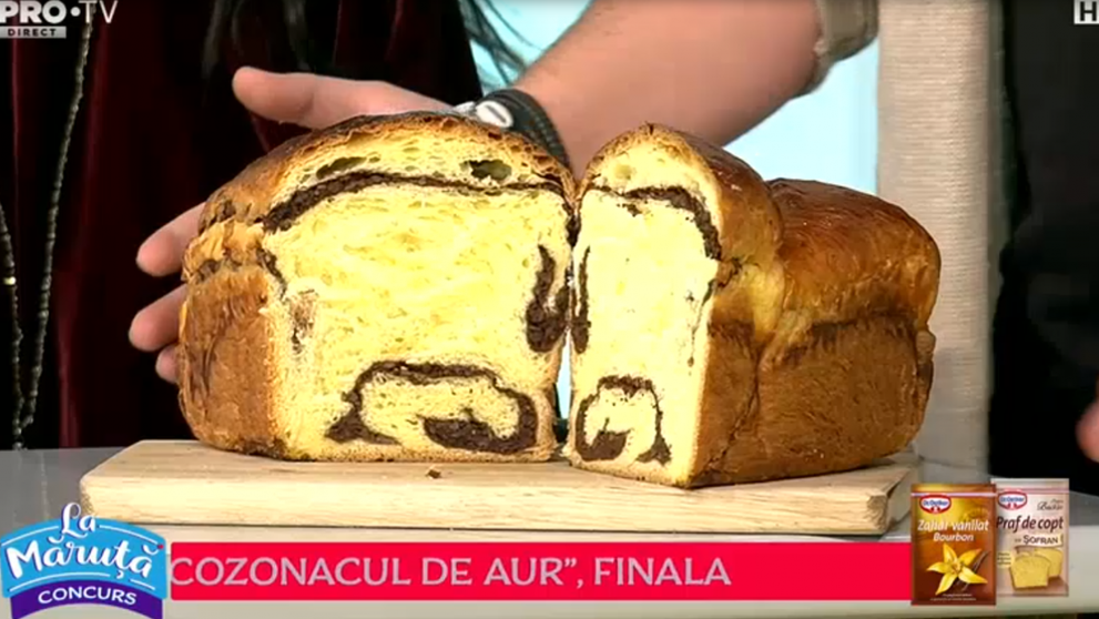 VIDEO Cozonacul de aur: Liliana Petrache a pregatit un cozonac care este preferatul preotului si primarului