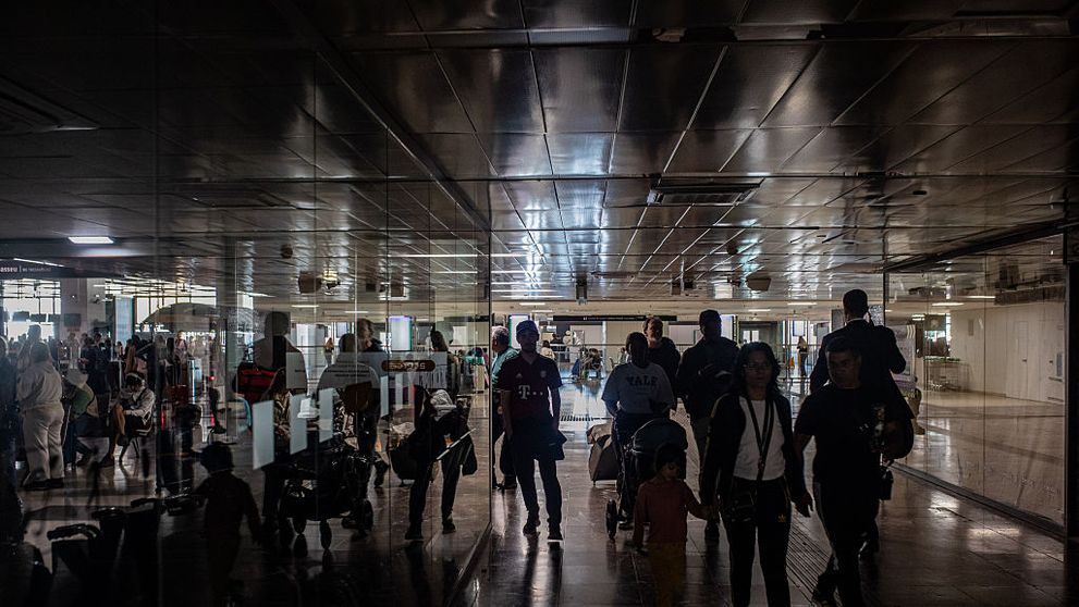 Haos în Spania și Portugalia. Pana de curent i-a lăsat pe oameni fără internet, prinși în lift sau metro sau fără semafoare: ”Erau încremeniți. Nu știau ce să facă”