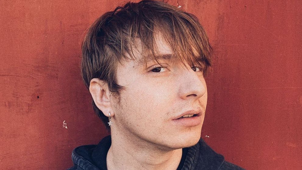 Zodier lansează „Albastru Răsărit”, primul său single, inclus pe coloana sonoră a filmului Mirciulică