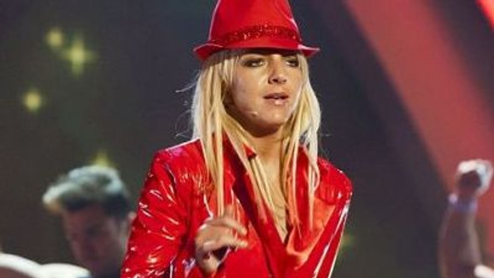Povestea fetei care a dat 150.000  de lire pentru a arăta ca Britney. Vezi cum a uimit la show-ul 