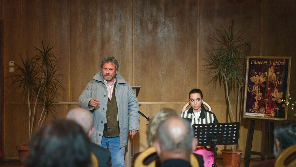 Comedia este pe VOYO! Sâmbătă, un nou episod din serialul BETOANE va stârni hohote de râs: „Bă, ce noroc pe noi că a dat ghinionul în ea să ajungă aici!”