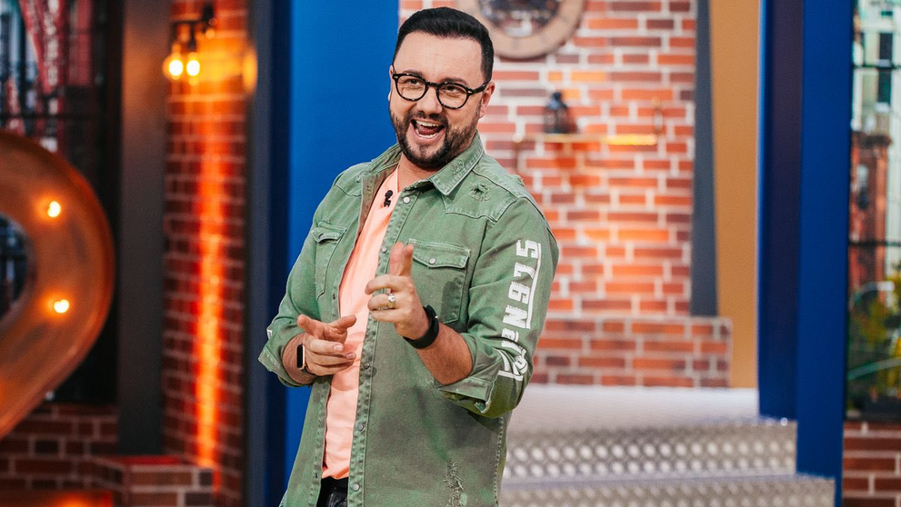 Concurs special LA MĂRUȚĂ! Este dedicat celor mai sărbătorite nume din România: Ion și Vasile. Participă și poți câștiga 5000 de lei