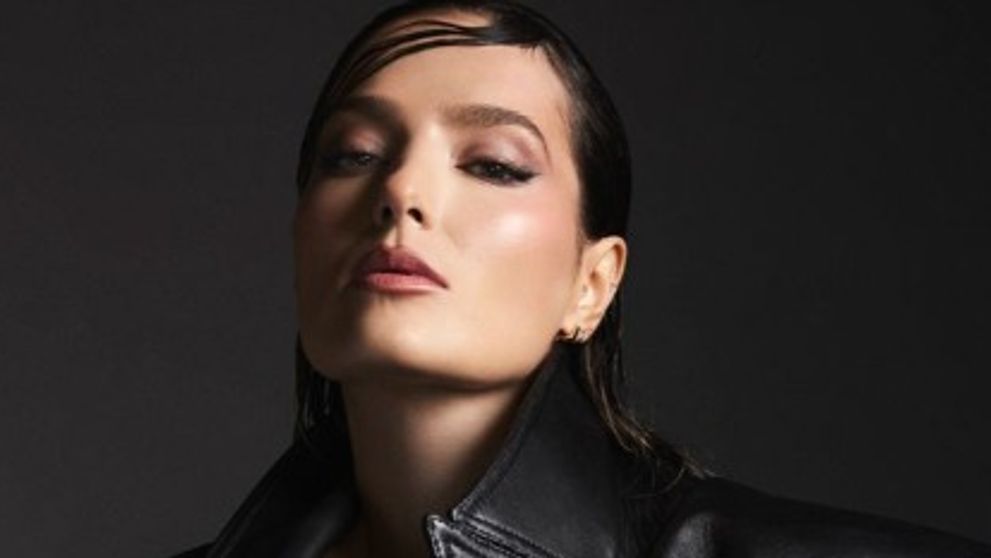 Minelli face echipă cu superstarurile premiate cu Grammy - R. City - și lansează noul single exploziv, “Disturbia” – primul extras de pe viitorul său album - “Mixed Feelings”