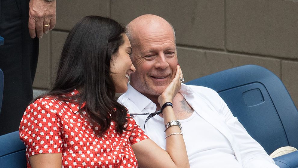 Soția lui Bruce Willis a vorbit despre diagnosticul crunt primit de actor și primele semne ale bolii! Când și-a dat seama Emma Heming Willis că ceva nu era în regulă cu starul din „Greu de ucis”