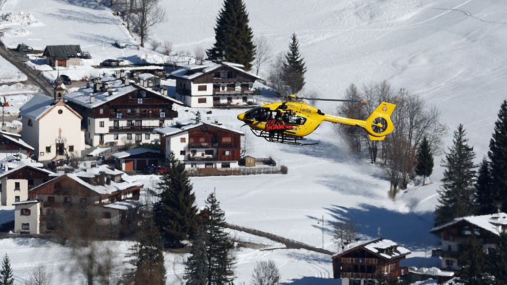 Luată de urgență cu elicopterul și dusă la spital la doar 12 secunde după ce a intrat pe traseu la Jocurile Olimpice de iarnă 2026 de la Milano-Cortina. Ce s-a întâmplat cu Lindsey Vonn pe pârtie la 41 de ani VIDEO