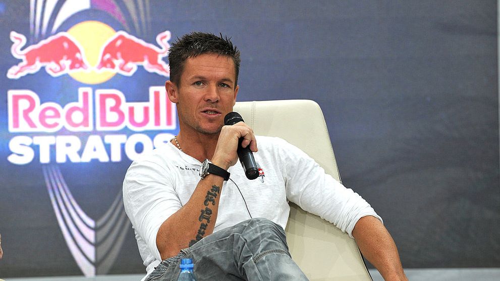 Ce tatuaj avea Felix Baumgartner pe brațul drept. Este simbolul care i-a definit viața