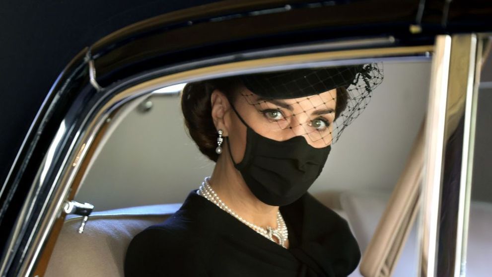 Kate Middleton, detaliul vestimentar de la înmormântarea Prințului Philip care i-a înduioșat pe fani