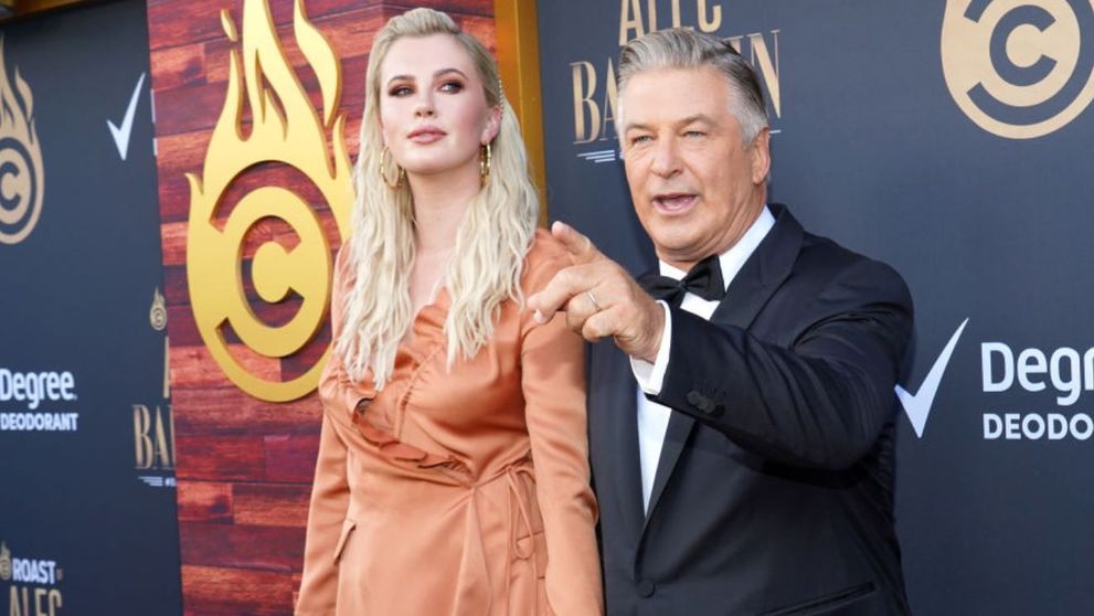 Fiica lui Alec Baldwin, Ireland, bătută și jefuită într-o parcare de o femeie dependentă de droguri