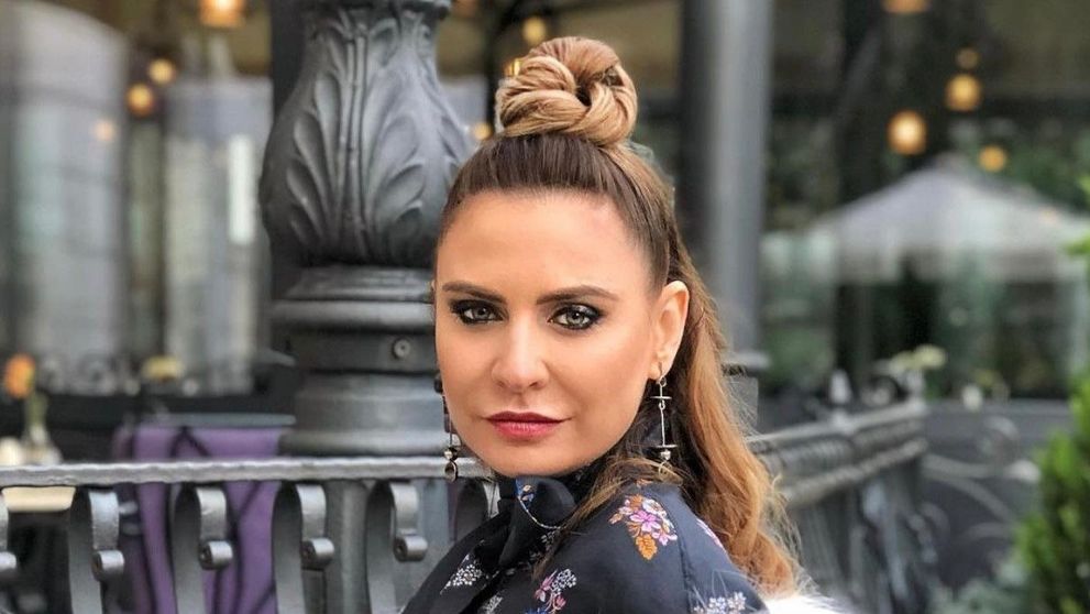 Adina Buzatu pornește CRUCIADA #faralogodarcueticheta împotriva hainelor cu brand-ul lavedere