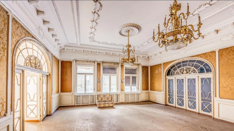 Casa lui Nicolae Ceaușescu din Arad, o bijuterie arhitecturală, scoasă la vânzare pentru 2,4 milioane de euro. Cum arată în interior FOTO