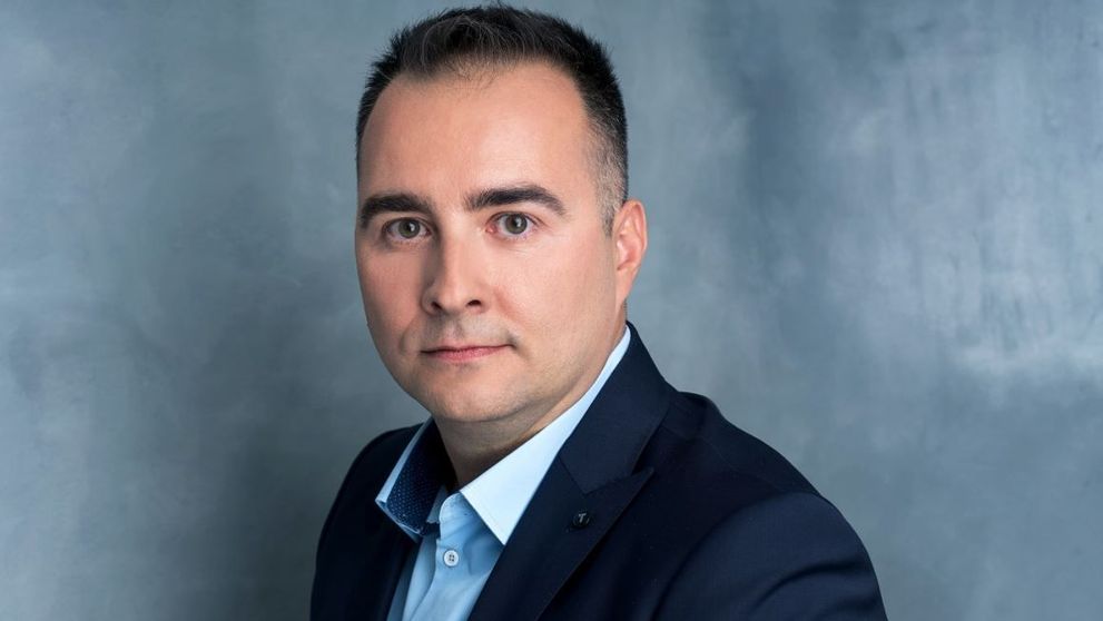 Duminică seară la 