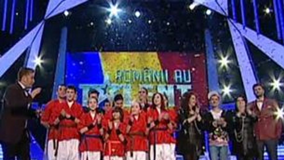 Adrian Tutu, Cristina si Alina, grupul Akikai merg in finala! VIDEO - cele mai tari momente din show!