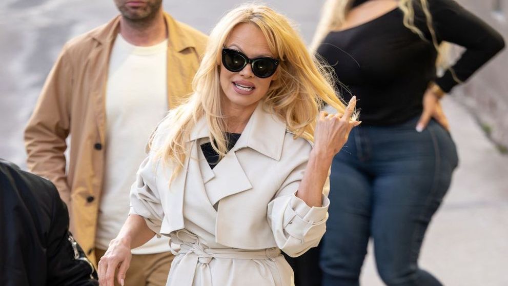 Cele mai șocante dezvăluiri făcute de Pamela Anderson la început de an. Cine a abuzat-o în copilărie