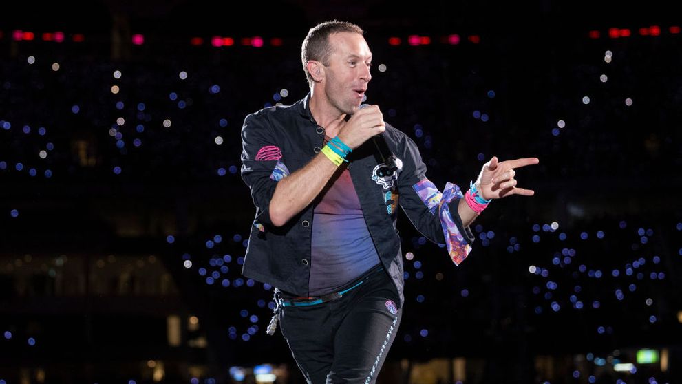 Moment superb la concertul Coldplay! Ce s-a întâmplat când a urcat pe scenă Babasha, cântărețul huiduit seara trecută