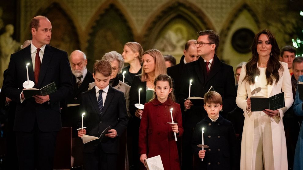 Micul prinț Louis a furat din nou show-ul, la concertul de colinde de Crăciun. Ce i-a făcut surorii mai mari, prințesa Charlotte