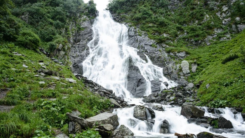 Cele mai spectaculoase cascade din România