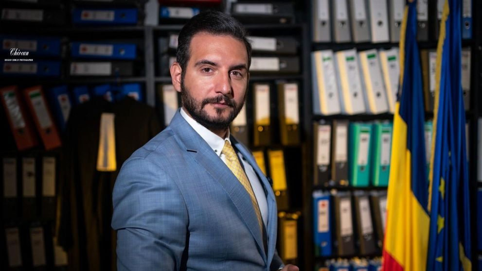 Adrian Cuculis își dorește să facă dreptate pentru Roberta! Ce mesaj a publicat avocatul fetei omorâte la 2 Mai