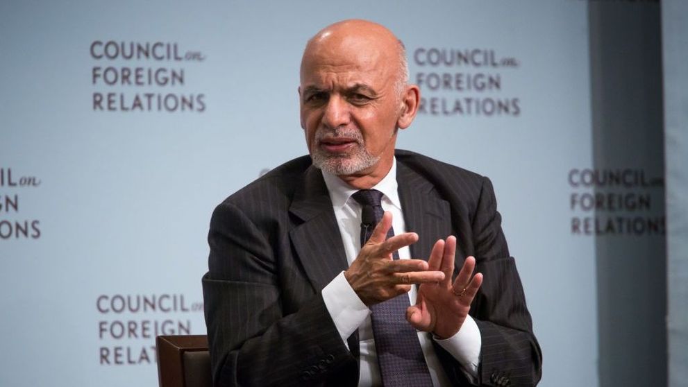 Ashraf Ghani, președintele Afganistanului, ar fi fugit din țară cu 4 mașini doldora de bani