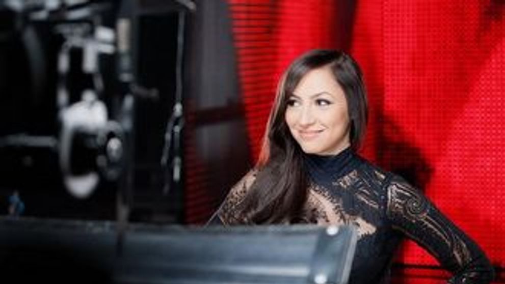 Andra a lansat la “Happy Hour” cel mai recent clip
