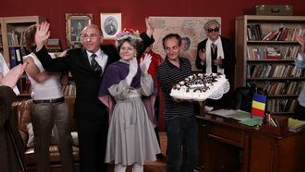 Jojo a fost sarbatorita pe platourile de filmare de la Divertis – Serviciul Roman de Comedie
