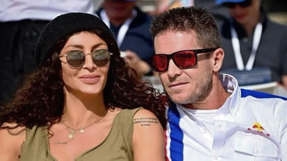 Mihaela Rădulescu și Felix Baumgartner, sărut pătimaș la un show aviatic