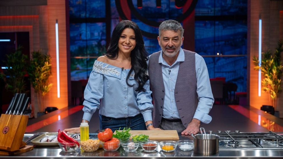 Experiență gastronomică cu peripeții pentru Corina Caragea: „Dă-te mai încolo, că e periculos!”