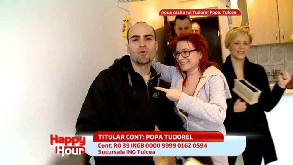 S-au chinuit, s-au ciondanit si frumos au zugravit! Trupa Zero si RedBlonde i-au amenajat casa lui Tudorel Popa