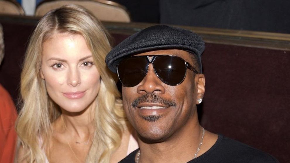Eddie Murphy este tată pentru a zecea oară. Iubita lui a născut un băiețel