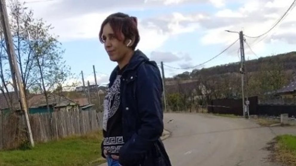 Detalii șocante despre Ana Maria Gherman, tânăra mămică din Iași care s-a sinucis într-o pădure! Ce spun vecinii despre femeie: „Stătea mult la magazin, bea...”
