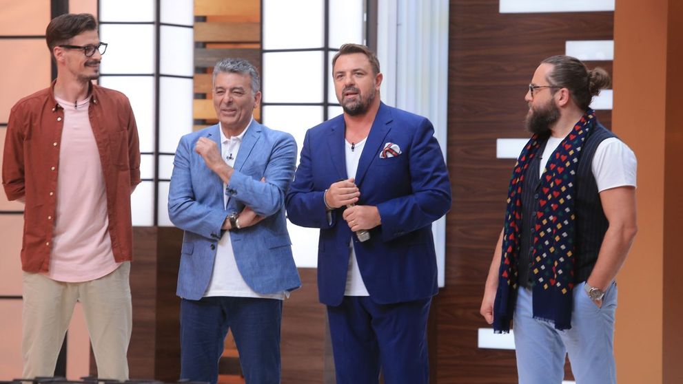 Horia Brenciu este primul invitat-surpriză în bucătăria MasterChef! În această seară, de la 22.30