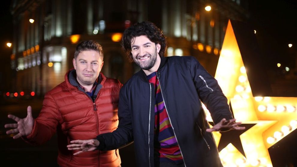 Smiley si Pavel Bartos discuta cu fanii live, pe Facebook, inainte de prima semifinala Romanii au Talent