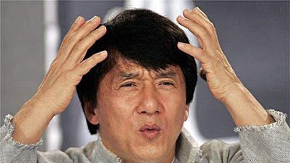Stii ce face Jackie Chan la 10 dimineata? Fotografii inedite cu vedete proaspat trezite din somn