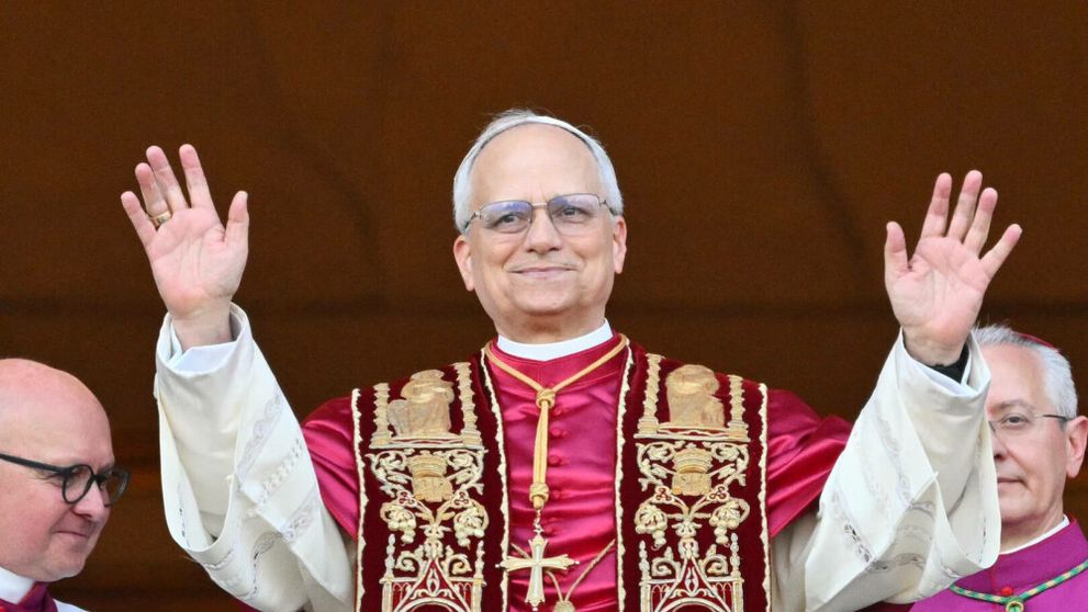 Habemus matematician! Noul papă ales, Papa Leon al XIV-lea, este licențiat în matematică și fluent în șapte limbi străine. De ce Papa nu a vorbit în engleză la primul său discurs