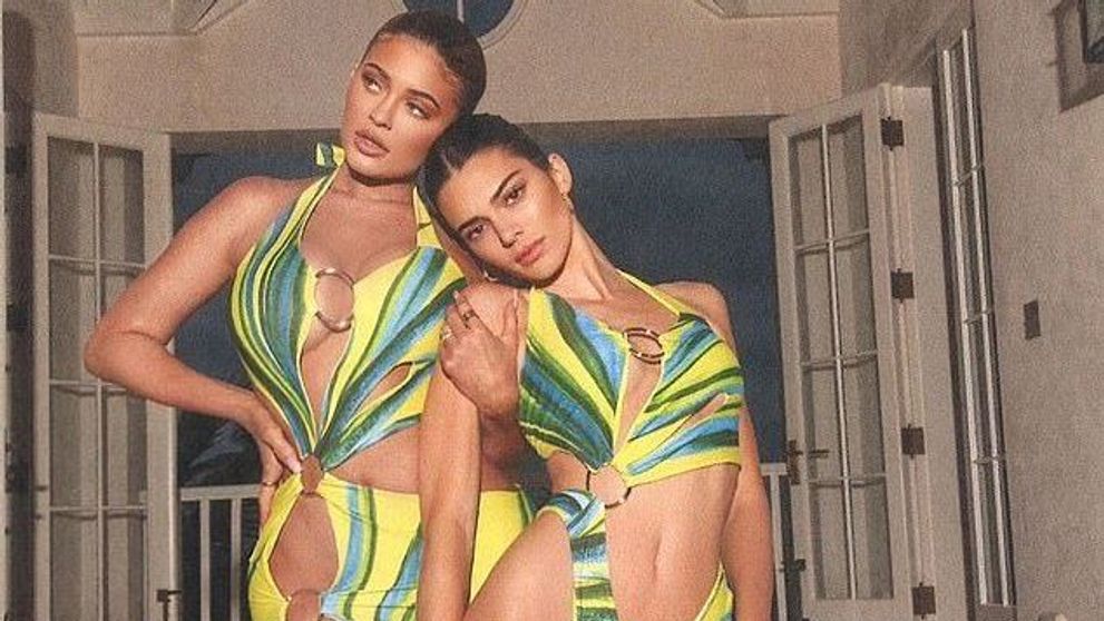 Singura membră a familie Kardashian neoperată, fotografii incendiare pe Instagram: cum s-a pozat Kendall Jenner