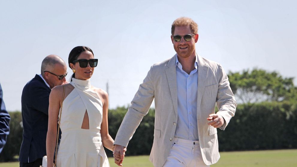 Meghan Markle, gest șocant în public. Ce a putut să îi facă unei femei care a vrut să se pozeze cu prințul Harry: 