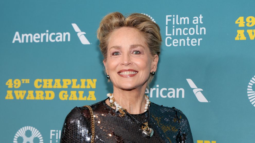 Sharon Stone, de nerecunoscut la 67 de ani. Ultima ei apariție a stârnit controverse, este acuzată de ipocrizie