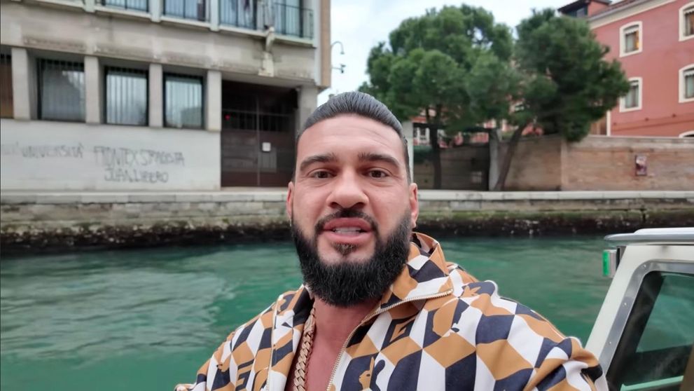 Dorian Popa a ajuns la spital. Ce s-a întâmplat cu artistul după ce a ajuns pe mâinile medicilor: „ Este greșeala mea, pentru că...”